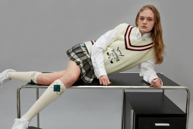 삼성물산 패션부문의 '빈폴골프'는 정예슬 오아이오아이 대표와 협업 상품을 내놨다.(/삼성물산 패션부문)