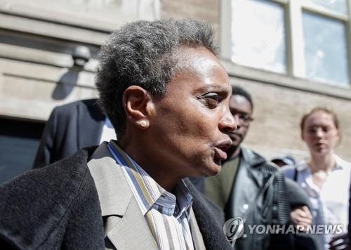 미 시카고, 경찰 백신접종 의무화 놓고 시장ㆍ노조 맞소송