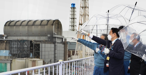 기시다, 후쿠시마 오염수 방류 방침 확인 "미룰 수 없다"(종합)
