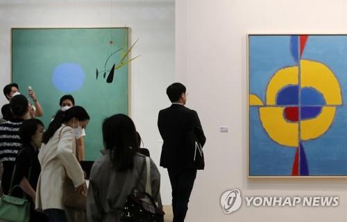 불붙은 미술시장…키아프 판매액 650억 원 '역대 최고'