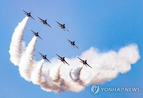 방산전시회 '서울ADEX' 19일 개막…F-35A 1호기 실물 공개(종합)