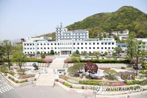 허영 의원, 강원도청 이전 부지로 춘천 캠프페이지 제안(종합)