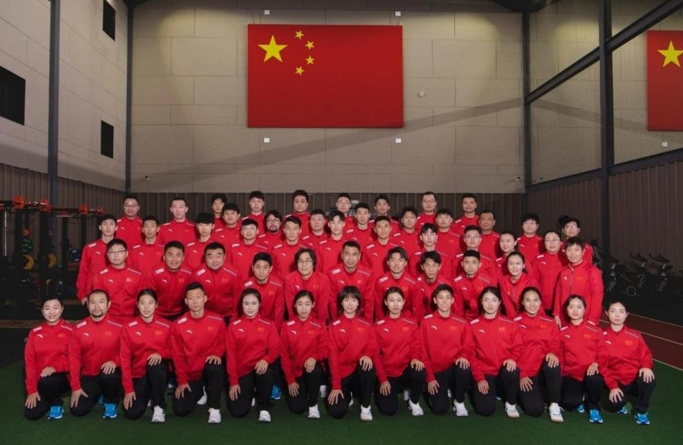 임효준, 중국 쇼트트랙 대표팀 공식 합류…기술코치에 안현수