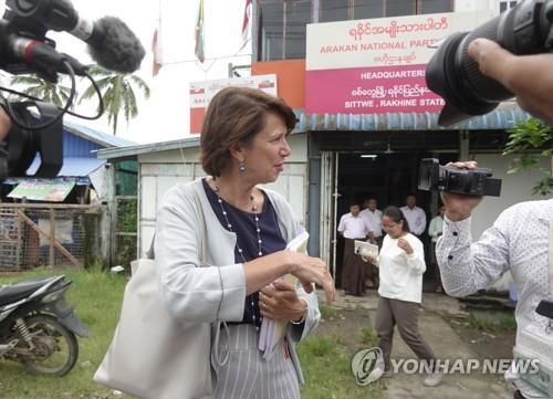미얀마 정치범 석방은 '쇼'?…"최소 110명 다시 잡아들여"(종합)