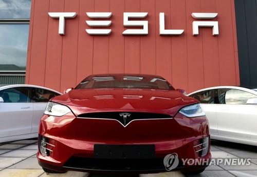테슬라, 장중 910달러로 사상 최고가…시총 1천조원 넘어