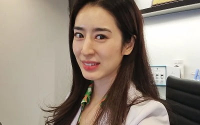 '주진모♥' 민혜연, "주업은 의사"…이렇게 예쁘니 "정체성" 의심 받지 [TEN★]