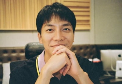 이승기, 다정한 눈맞춤…'♥이다인' 반할 만하네 [TEN★]