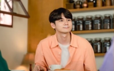 옹성우, 우유 거품 묻은 바리스타 '훈훈' ('커피 한잔 할까요')