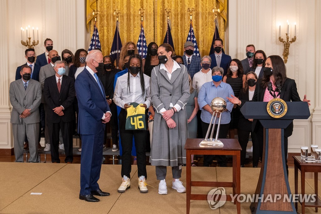 NBA 우승팀, 오바마 대통령 시절 이후 처음으로 백악관 방문