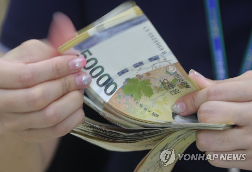 '그 많던 현금은 어디로 갔을까'…작년 금고 판매량 2배로 늘어