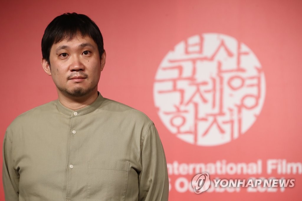 하마구치 류스케 감독 칸 수상작, 원래 부산서 찍으려 했죠 | 한국경제 하마구치 류스케 감독 칸 수상작, 원래 부산서 찍으려 했죠 | 한국경제