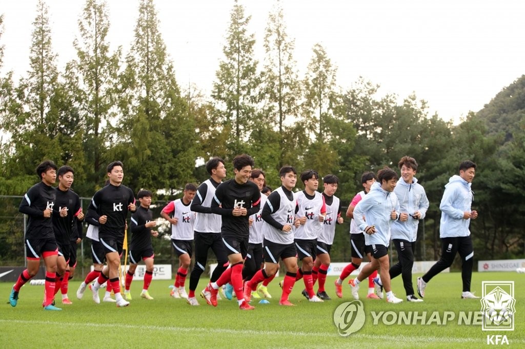 황선홍호, 금메달 향한 첫 여정…U-23 아시안컵 예선 위해 출국