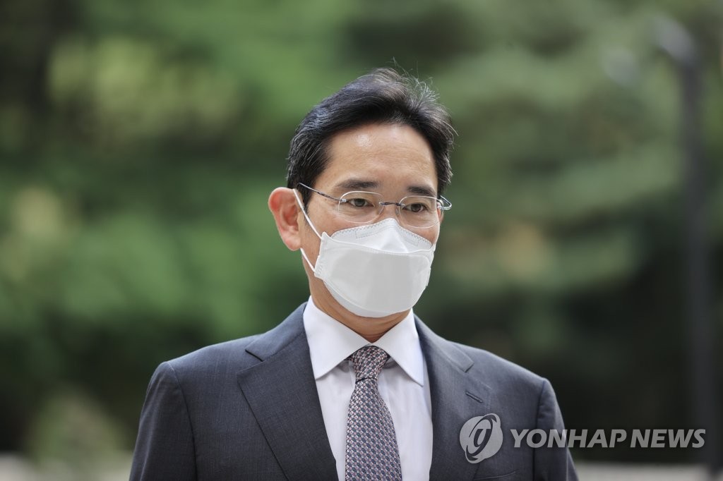 이코노미스트 "이재용, 시스템반도체 승부수 성공할까"