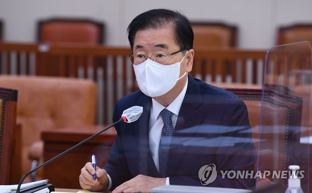 정의용 "제재완화 검토 전제조건은 북한이 대화 응하는 것"(종합)