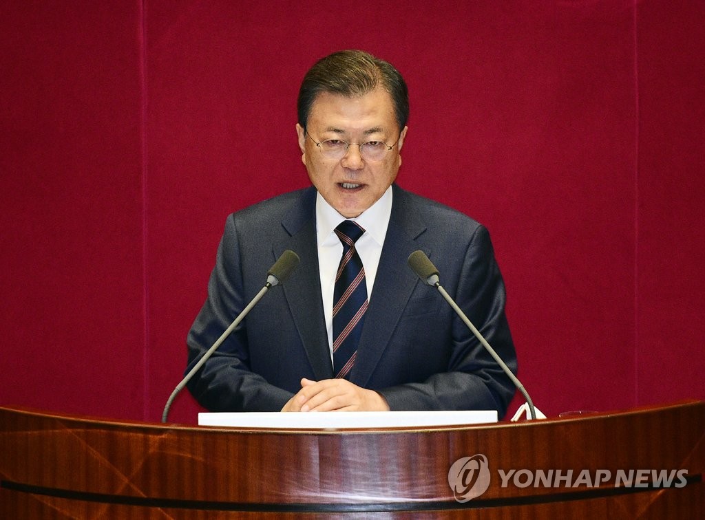 정치·부동산 언급 줄이고 '성과' 띄운 文…野 "자화자찬" 맹폭(종합2보)