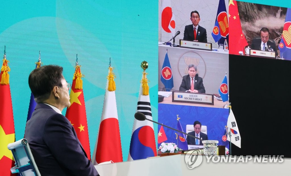 문대통령 "종전선언 지지부탁" 바이든 "한반도 비핵화 외교노력"