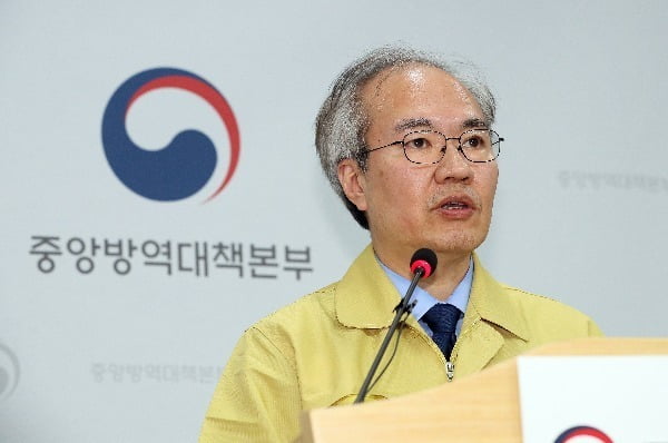 백신 접종률 85% 넘기면 마스크 벗나…"델타 차단 가능" (종합)