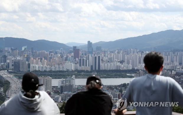 금융당국 '돈줄 죄기'에 아파트 매수심리 3주 연속 꺾여