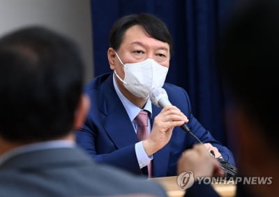 윤석열, '정직 2개월 유지'에 "황당한 판결"