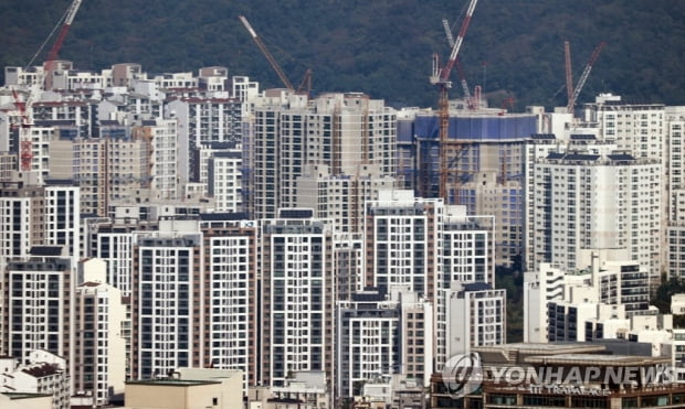 김회재 "수도권 아파트값 7개월 만에 동반 하락"