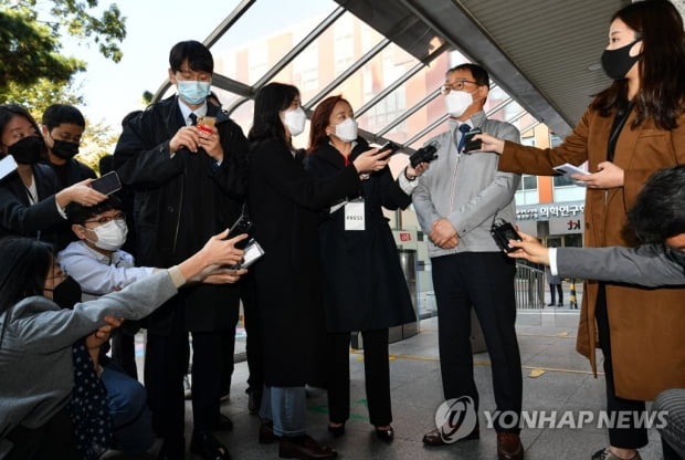 협력업체에 라우터 교체 맡기며 관리자도 안 둔 KT