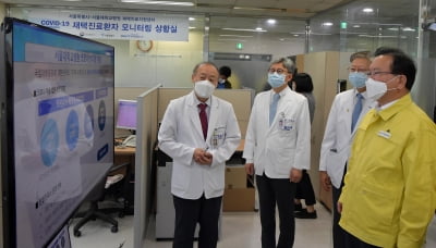 재택치료 시스템 점검나선 김총리…"재택치료 조속 정착"