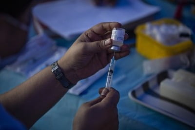 WHO, 인도 개발한 코로나19 백신 '긴급사용 승인'