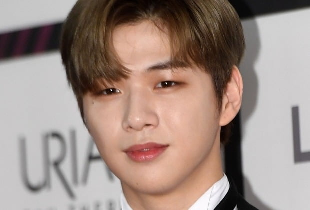 강다니엘, DC 갤러리 폐쇄 요청 패소