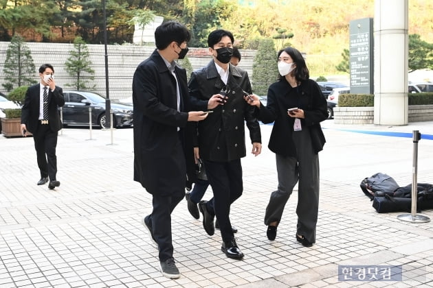 [포토] 양현석, '마약 수사 무마 혐의 YG 법정 출석'