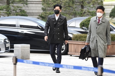 [포토] 양현석, '가수 비아이 마약 구매 수사 무마 혐의 출석'