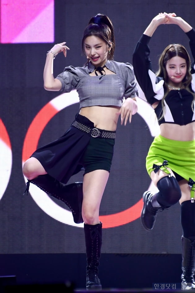 [포토] ITZY 예지, '무대 위 독보적 카리스마'