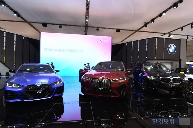 [포토] BMW, 대세는 전기차 'iX, iX4,뉴iX3' 공개 (2021 서울 모빌리티쇼)