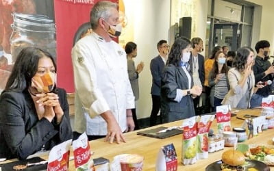 [포토] “김치 최고예요” 미국서 ‘김치 쿡대회’