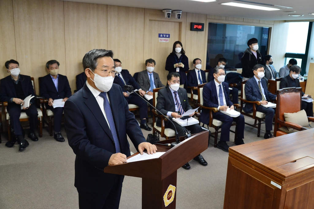 김헌동 청문회 달군 '반값 아파트'…실효성 논란