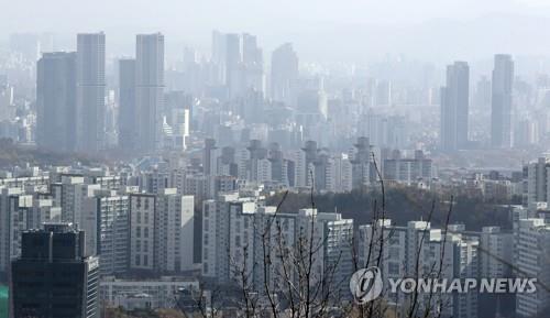 돈줄 죄고 금리 인상에 종부세까지…"집 사겠다는 사람이 없다"