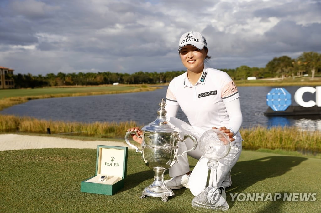 고진영, LPGA 투어 최종전 우승…올해의 선수·상금 1위