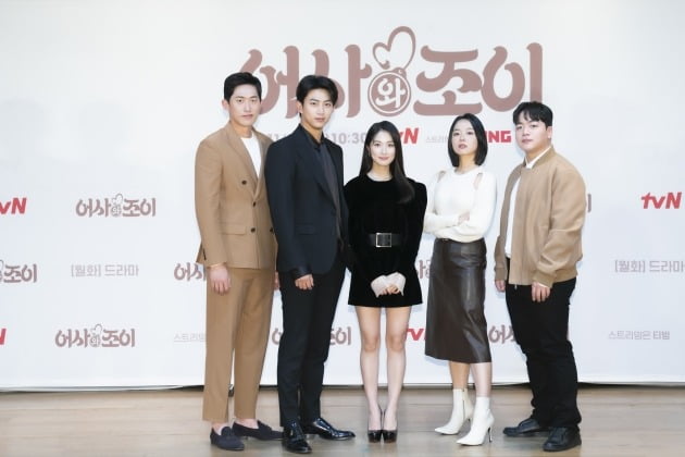 배우 민진웅(왼쪽), 옥택연, 김혜윤, 이상희, 박강섭./사진제공=tvN ‘어사와 조이’