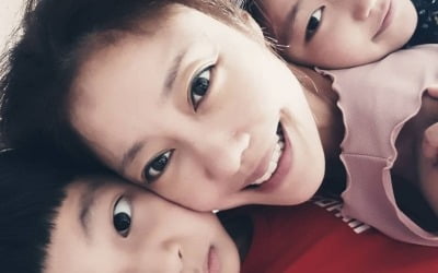 '싱글맘' 이지현, 붕어빵 딸·아들과 "우리 셋, 지금 제일 행복" [TEN★]