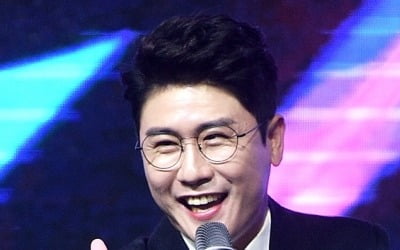 '무혐의' 강조하는 영탁, 사재기로 얻은 인기는 '찐이야' [TEN 스타필드]