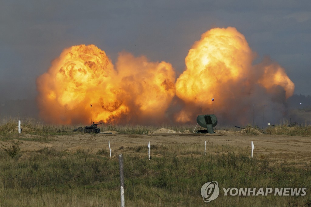 "우크라이나 접경지대 러시아 군사력 증강에 미국 촉각"