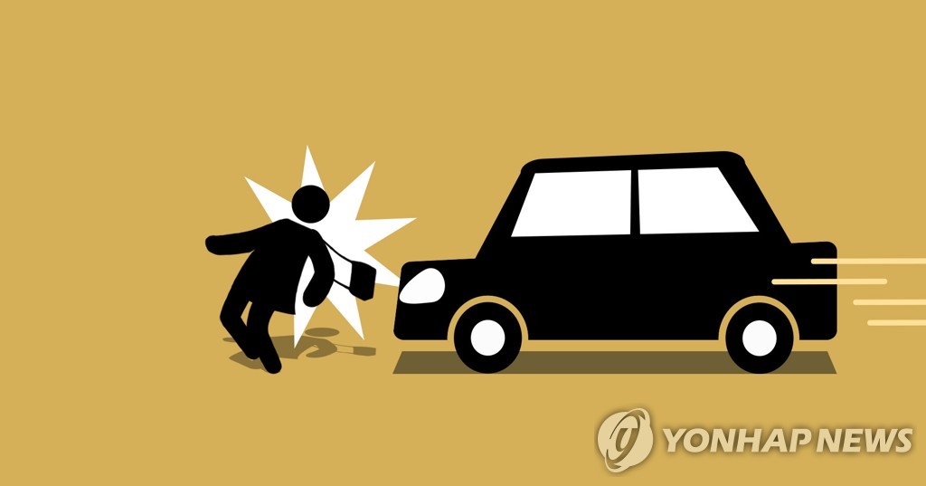 강릉 병원 현관서 승용차·행인 '쾅쾅'…60대 보행자 숨져