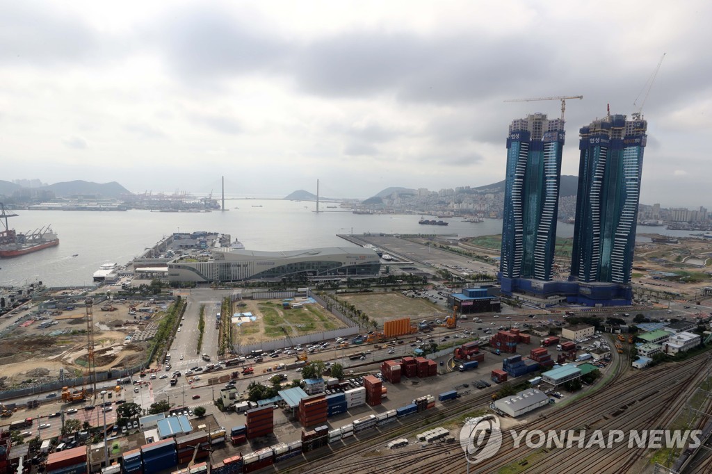 부산 북항 생활형숙박시설 공공기여 합의 둘러싸고 '시끌'(종합2보)