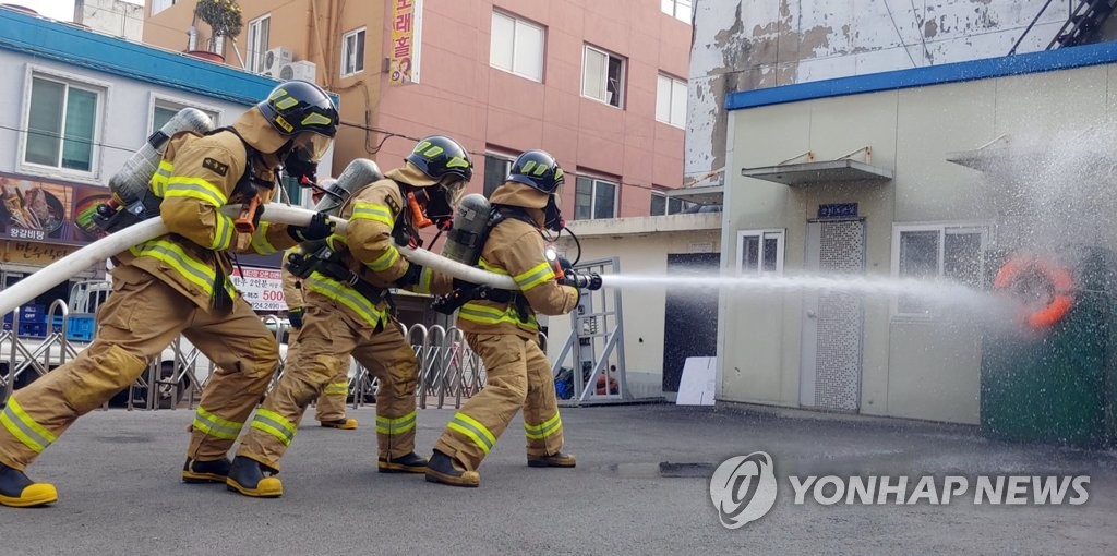 소방관 채용시험에 체력·면접 비중 확대…"현장능력 검증"