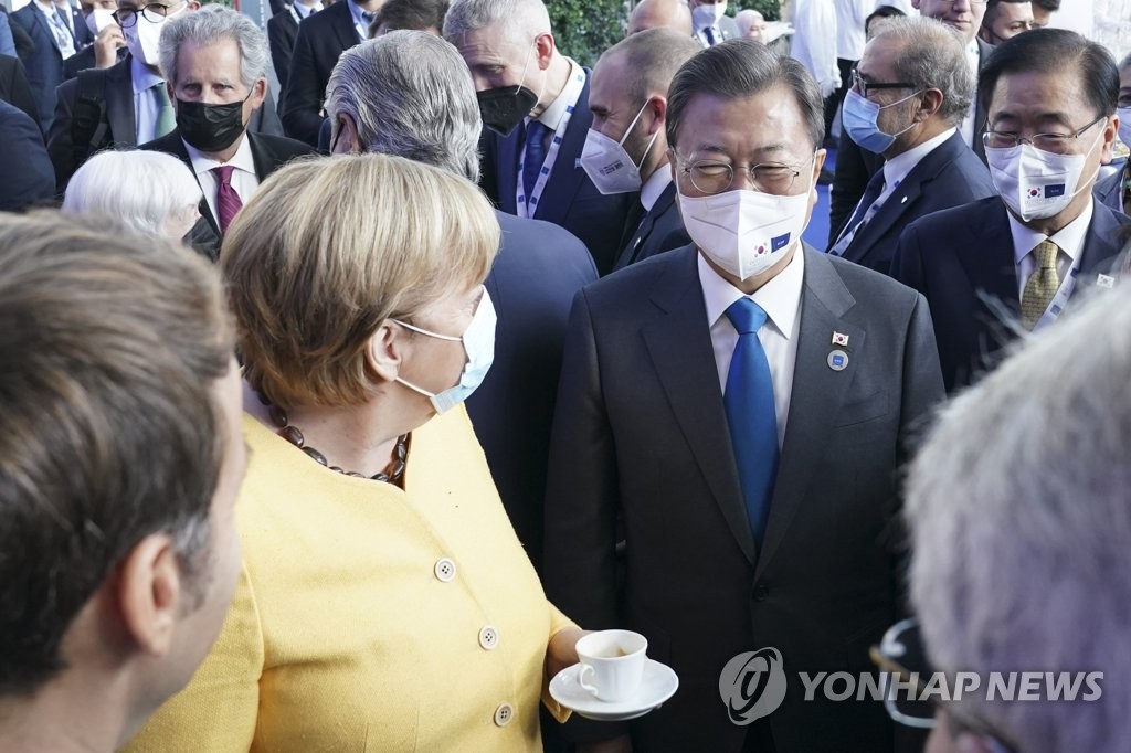 한·독 정상회담…퇴임 앞둔 메르켈 "한반도 평화 계속 지지"(종합)