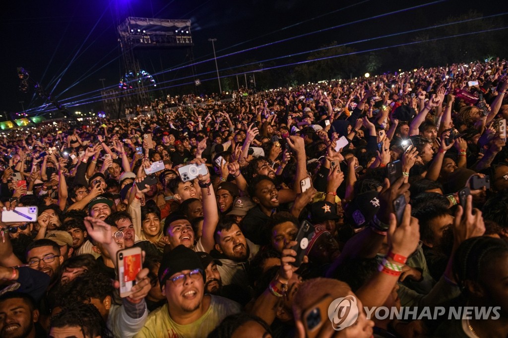 미 힙합콘서트 참사 뒤 '12억원씩 물어달라' 소송 쇄도