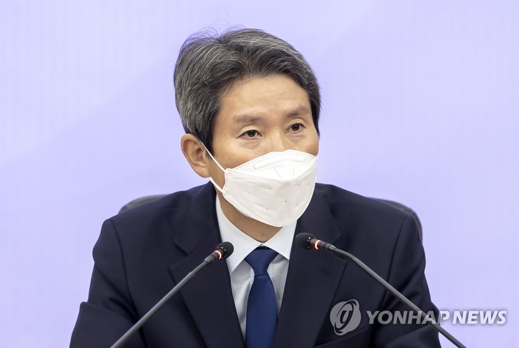 이인영 "종전선언 中올림픽 겨냥 아냐…불가분관계로 연결말라"(종합)