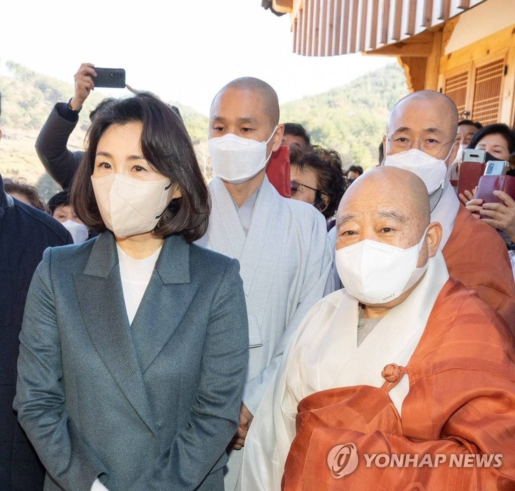 김혜경 "후보 배우자로서 무게감·책임감 훨씬 더 무거워져"