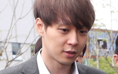 박유천, 활동길 막히나…법원, 방송·연예 금지 가처분 인용