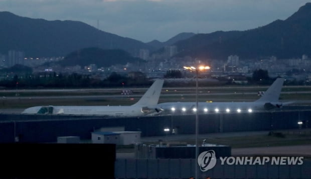 요소수 2만7000ℓ 실은 수송기 호주 출발…오후 국내 도착