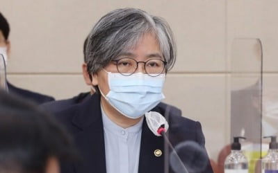 정은경 "일상회복 2단계 전환 어려울수도…방역조치 강화 가능"